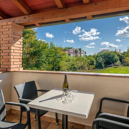 Apartmani Jana Poreč Exterior foto