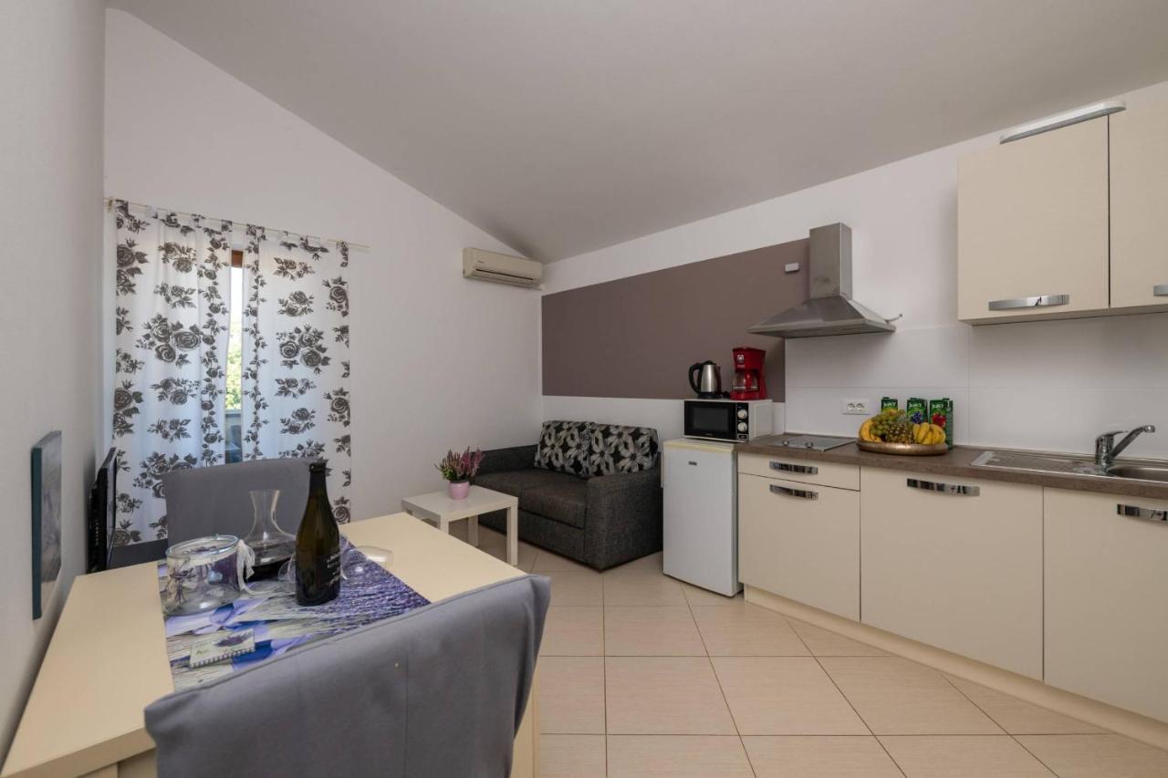 Apartmani Jana Poreč Exterior foto